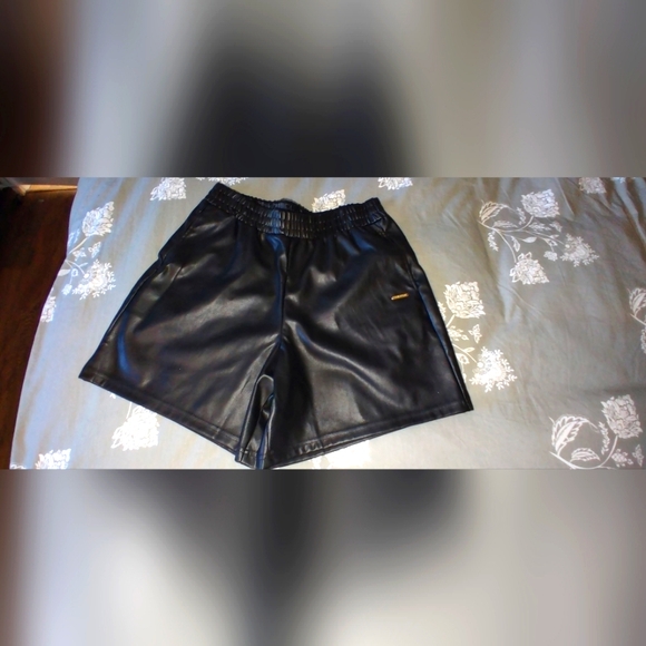 Leather. high waist elastic fashion shorts . fabletics shorts - Picture 1 of 2